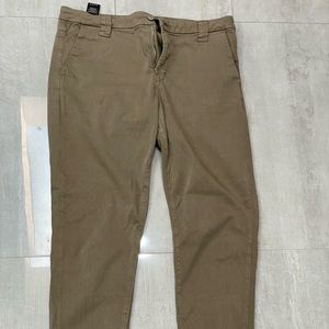 Suede cropped green pants